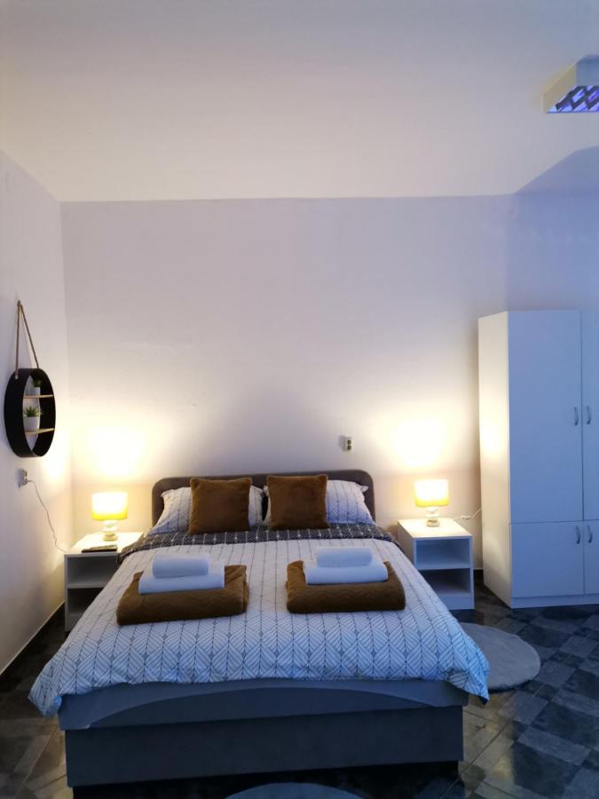 Lucija Apartamento Gospić Exterior foto
